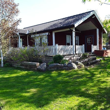 The Cottage Badelunda Vasteras Bagian luar foto